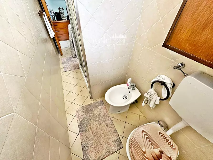 Immagine 15 di Appartamento in vendita  a Campi Bisenzio