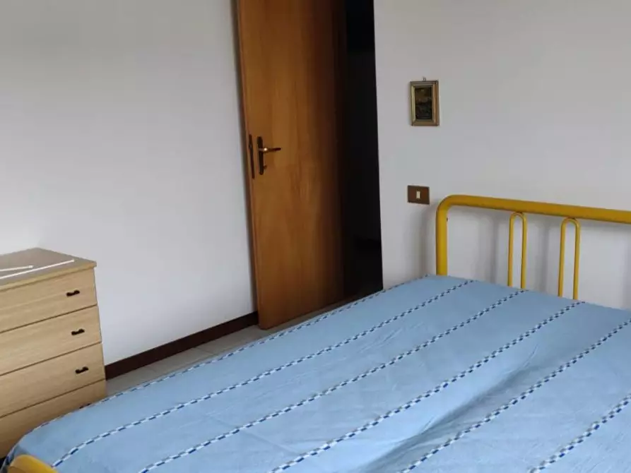 Immagine 4 di Appartamento in affitto  a Camaiore