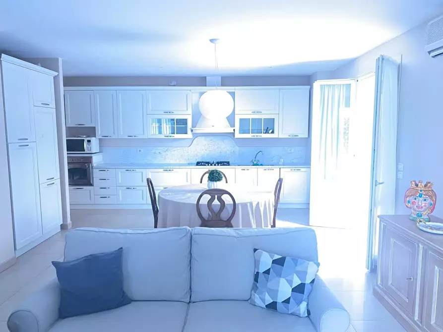 Immagine 28 di Porzione di casa in vendita  a Pietrasanta