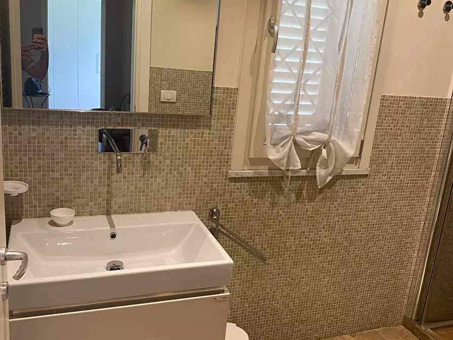 Immagine 34 di Porzione di casa in vendita  a Pietrasanta