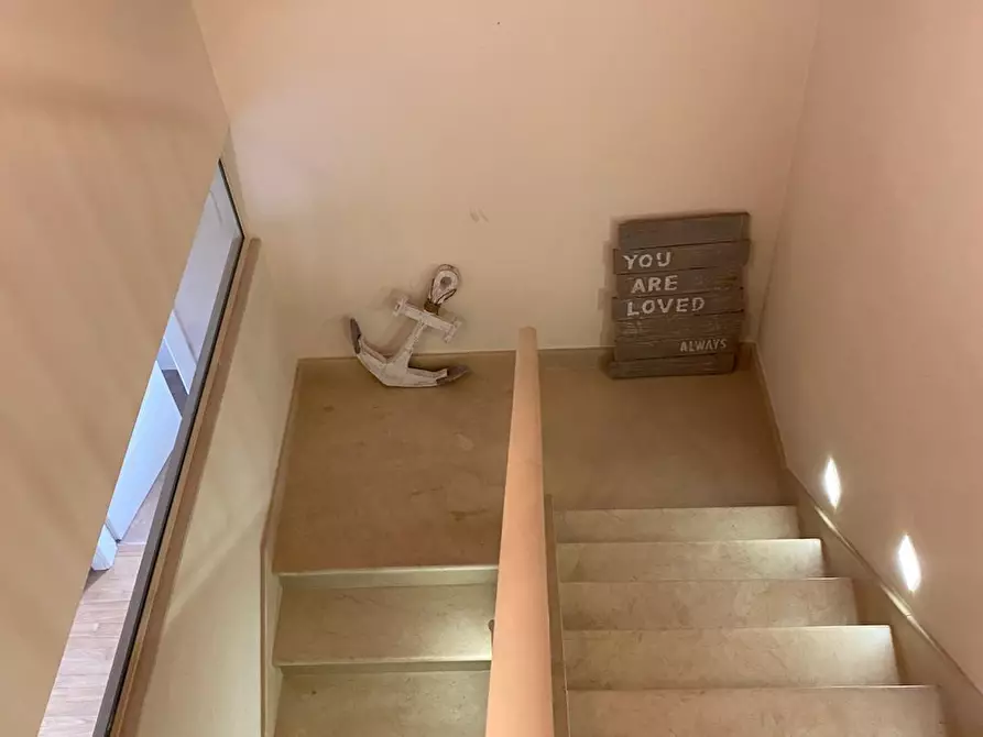 Immagine 21 di Porzione di casa in vendita  a Pietrasanta