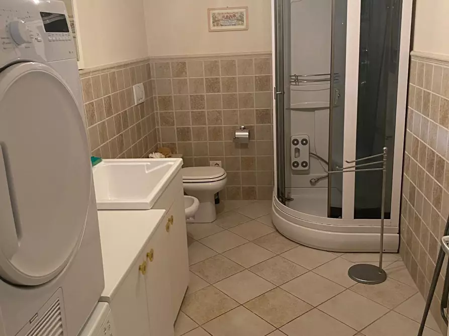 Immagine 15 di Porzione di casa in vendita  a Pietrasanta