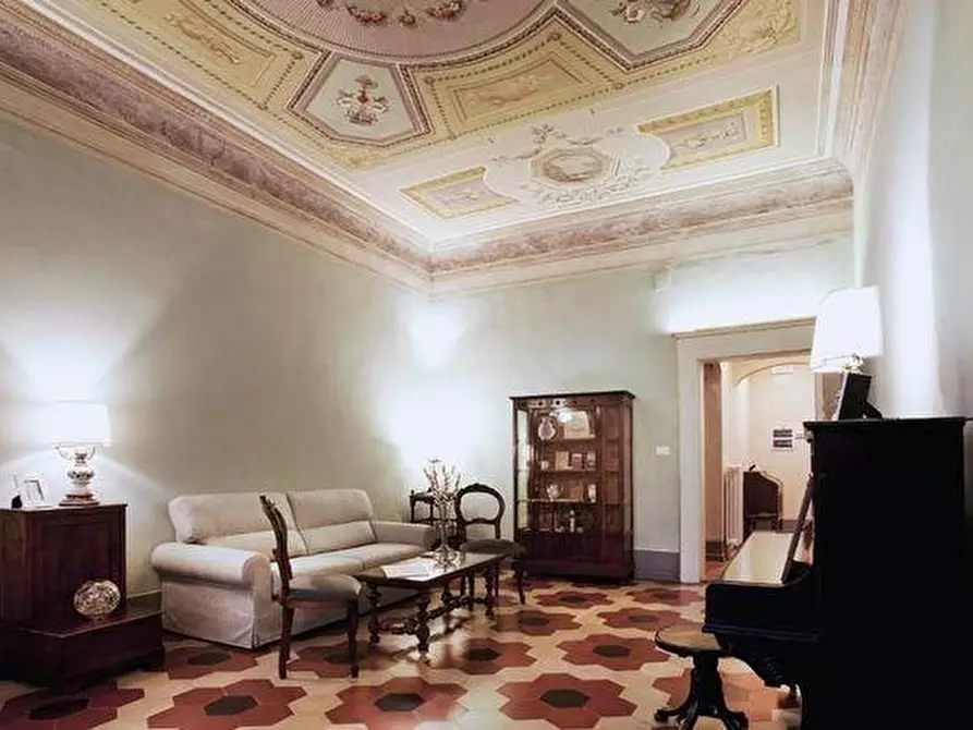 Immagine 6 di Appartamento in vendita  a Pisa