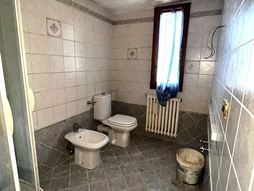 Immagine 39 di Appartamento in vendita  a Montelupo Fiorentino