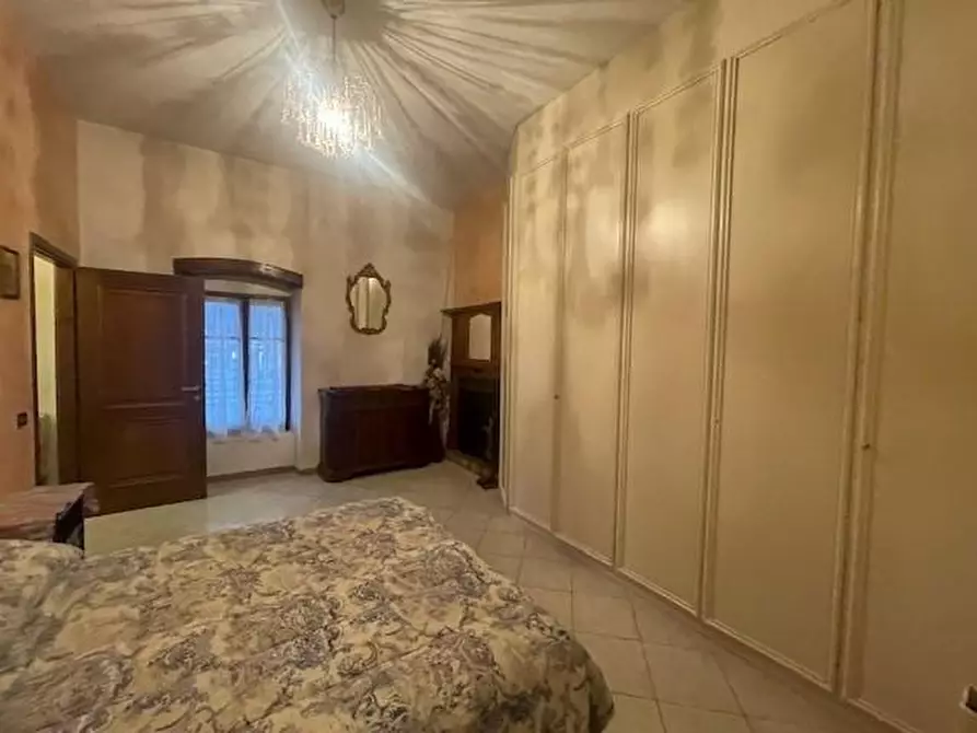 Immagine 22 di Casa semindipendente in vendita  a Massa