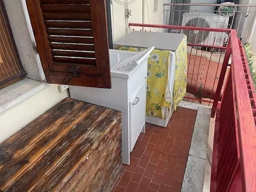 Immagine 15 di Casa semindipendente in vendita  a Massa