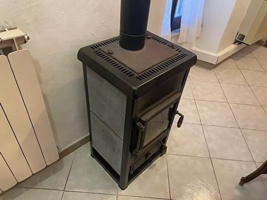 Immagine 18 di Casa semindipendente in vendita  a Massa