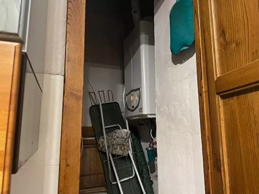 Immagine 3 di Casa semindipendente in vendita  a Massa