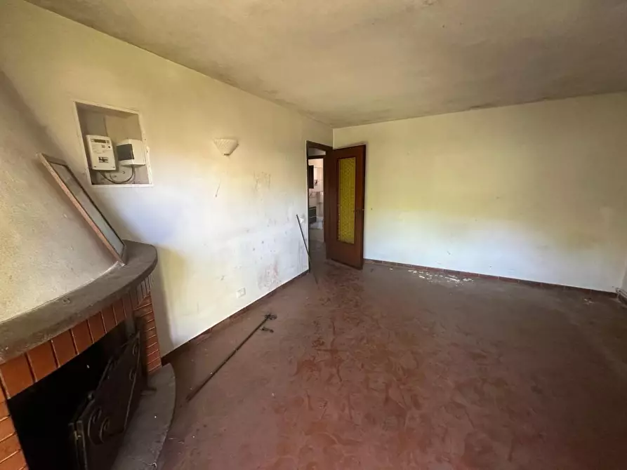 Immagine 26 di Villa in vendita  a Castelnuovo Magra
