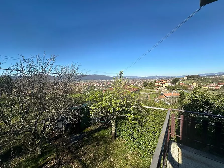 Immagine 19 di Villa in vendita  a Castelnuovo Magra