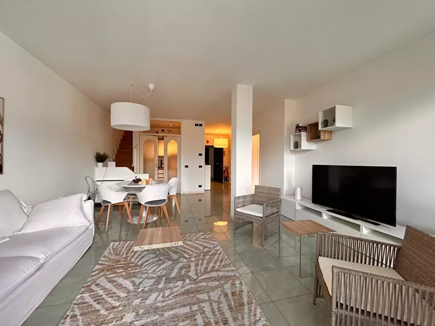 Immagine 3 di Appartamento in vendita  a Forte Dei Marmi