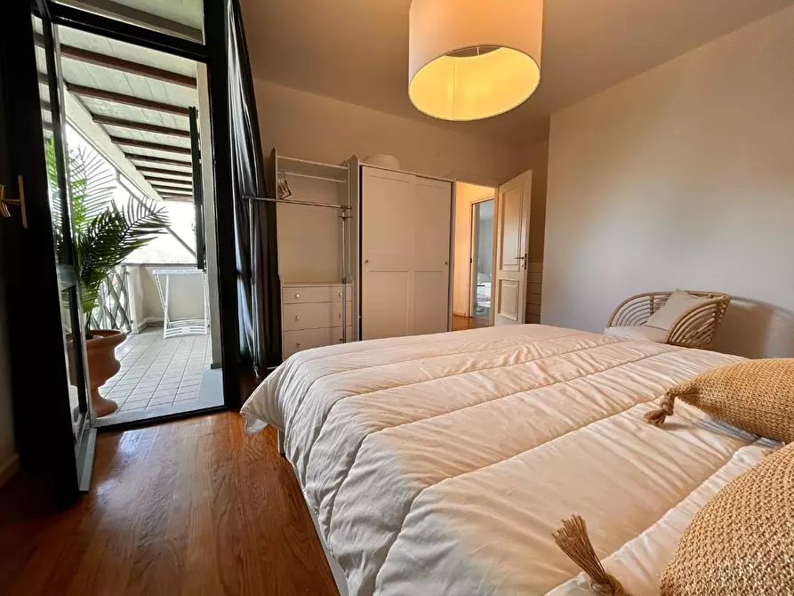 Immagine 7 di Appartamento in vendita  a Forte Dei Marmi