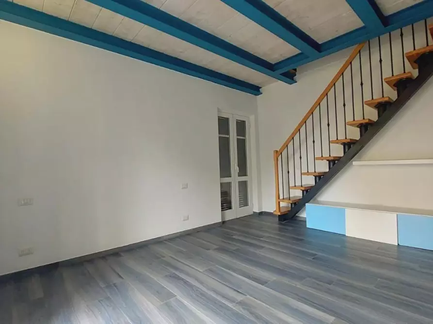 Immagine 17 di Villetta a schiera in vendita  a Carrara