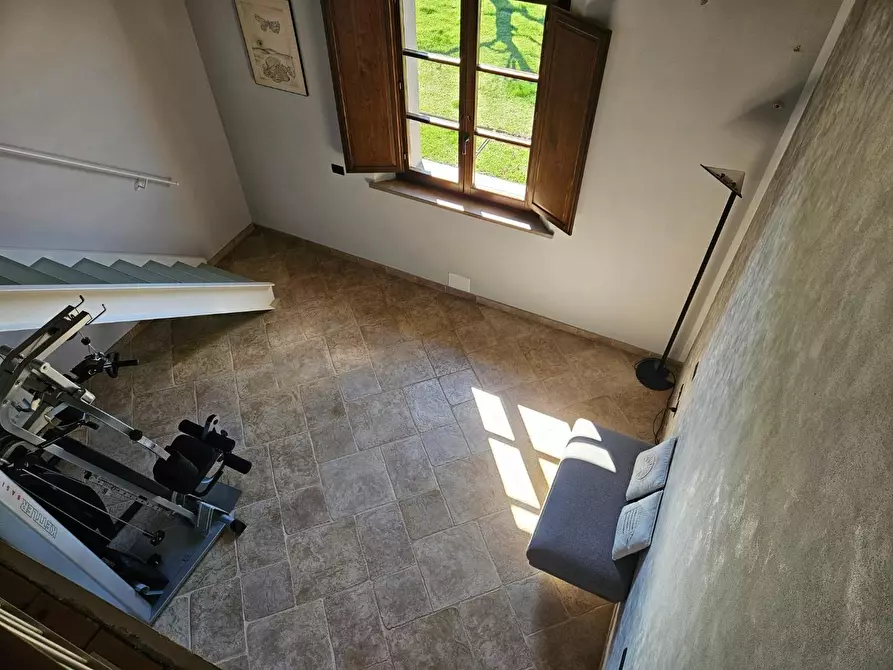 Immagine 45 di Casa colonica in vendita  a Cascina