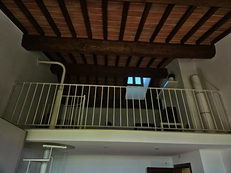 Immagine 35 di Casa colonica in vendita  a Cascina