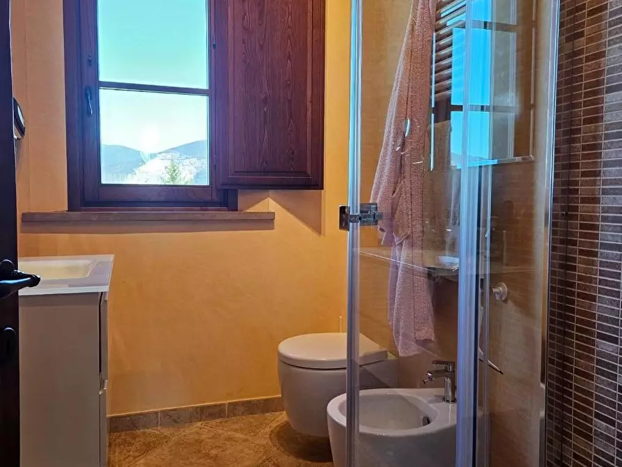 Immagine 33 di Casa colonica in vendita  a Cascina