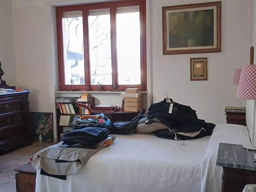 Immagine 48 di Villa in vendita  a Camaiore