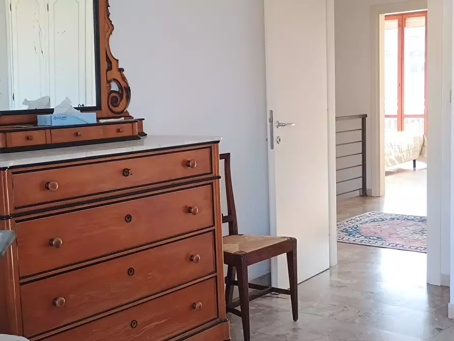 Immagine 76 di Villa in vendita  a Camaiore