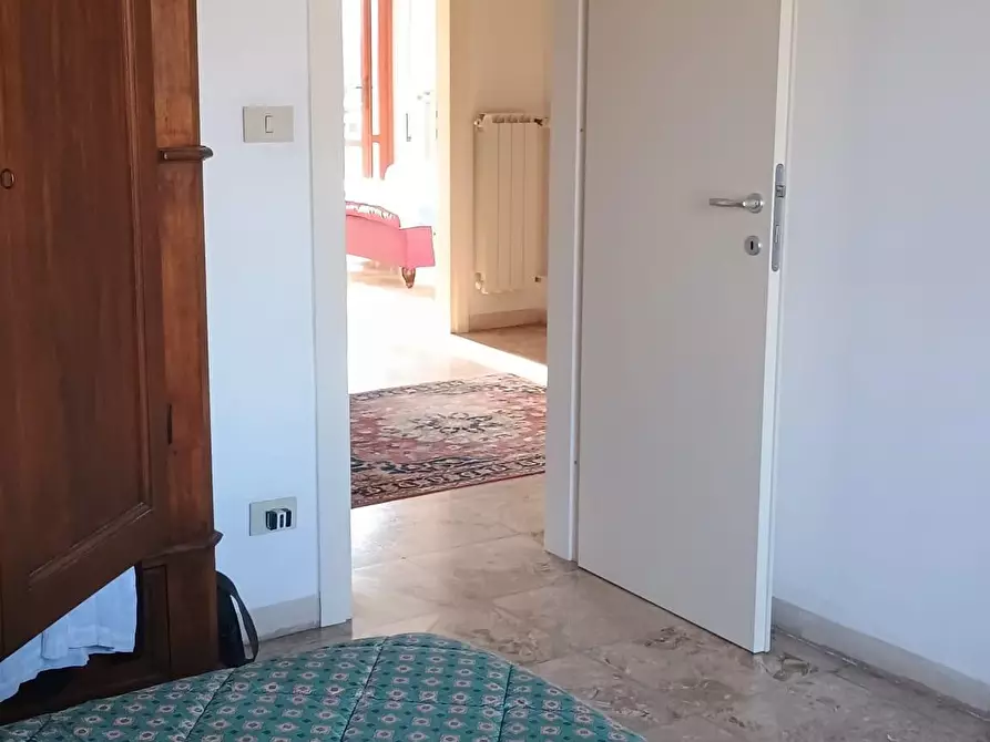 Immagine 61 di Villa in vendita  a Camaiore