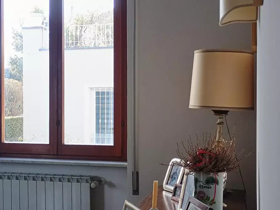 Immagine 77 di Villa in vendita  a Camaiore