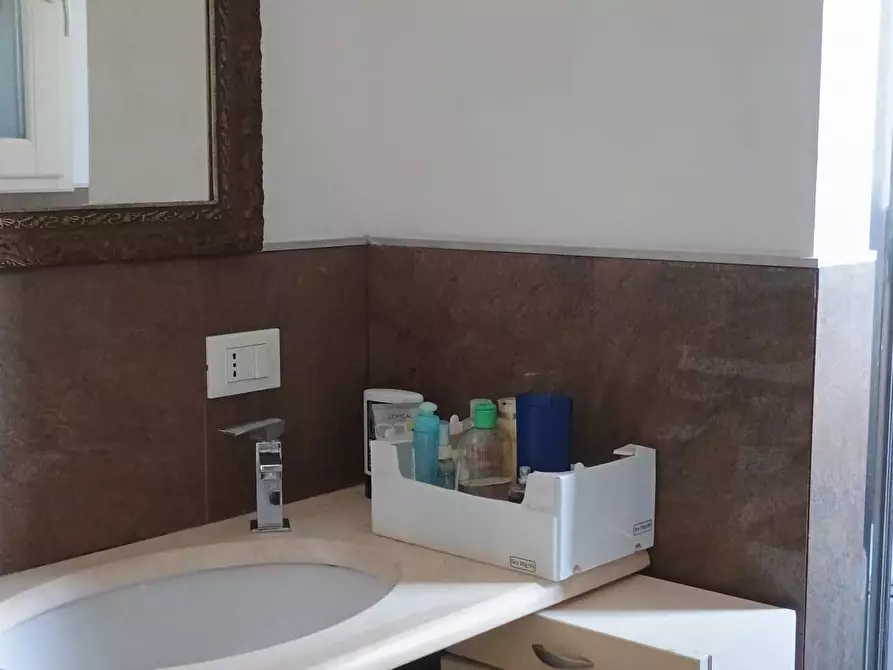 Immagine 22 di Villa in vendita  a Camaiore