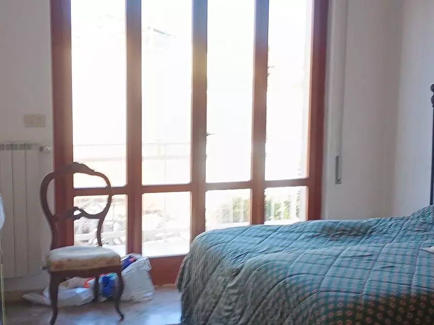 Immagine 89 di Villa in vendita  a Camaiore