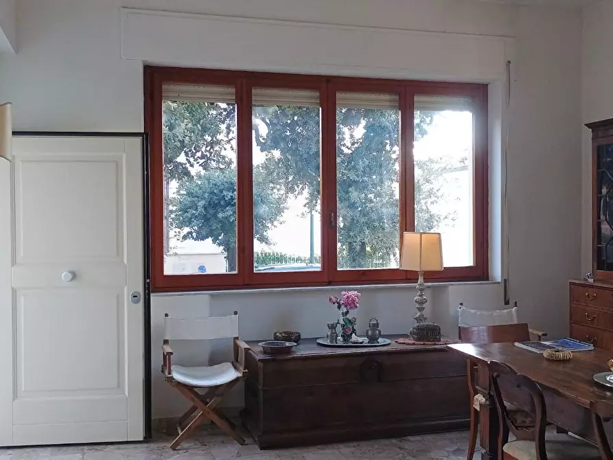 Immagine 3 di Villa in vendita  a Camaiore