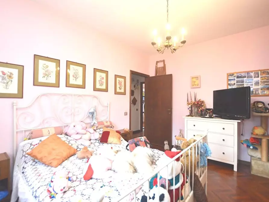 Immagine 15 di Villetta a schiera in vendita  a Lucca