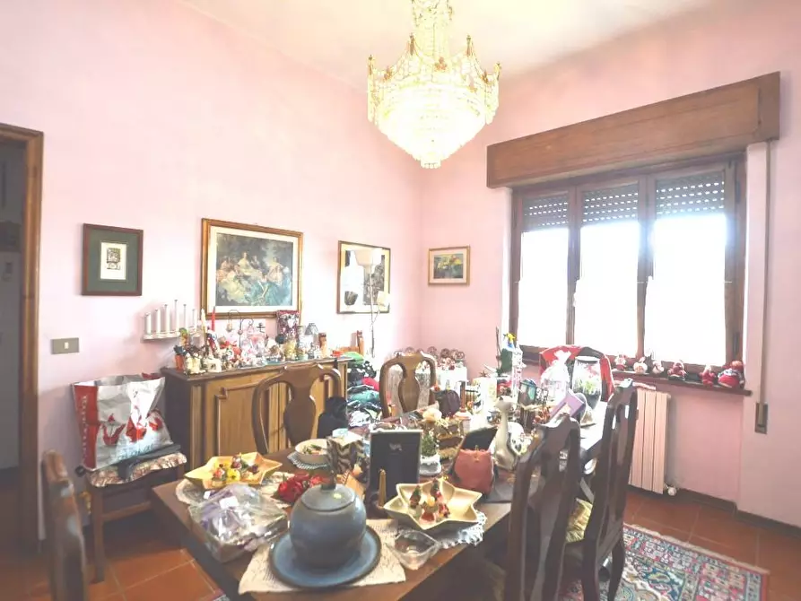 Immagine 8 di Villetta a schiera in vendita  a Lucca