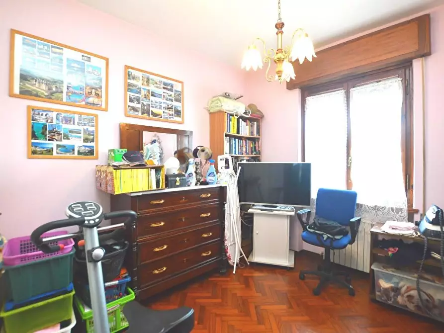 Immagine 18 di Villetta a schiera in vendita  a Lucca