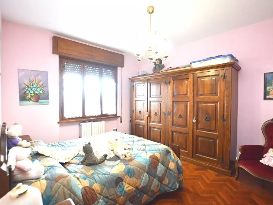 Immagine 17 di Villetta a schiera in vendita  a Lucca