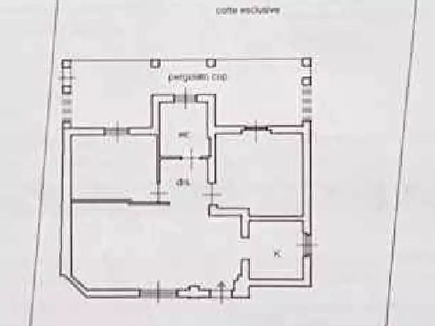 Immagine 21 di Villa in vendita  a Massa