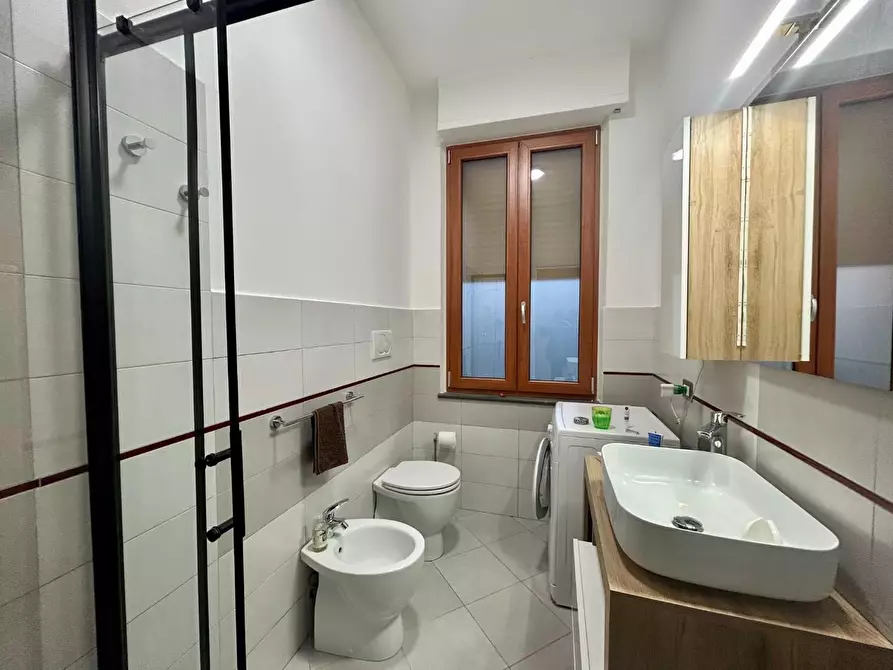 Immagine 8 di Appartamento in vendita  a Siena