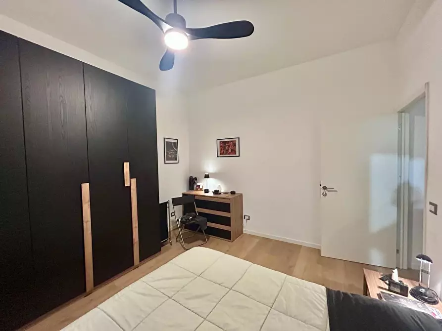 Immagine 15 di Appartamento in vendita  a Siena