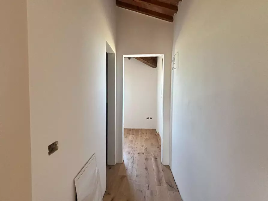 Immagine 23 di Villa in vendita  a Lajatico