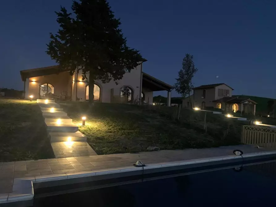 Immagine 33 di Villa in vendita  a Lajatico