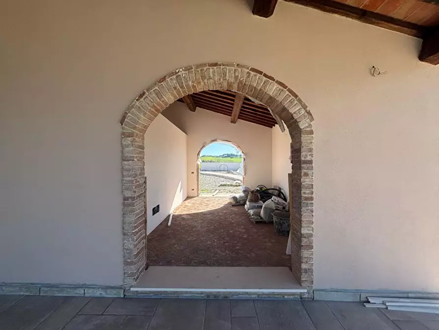 Immagine 21 di Villa in vendita  a Lajatico