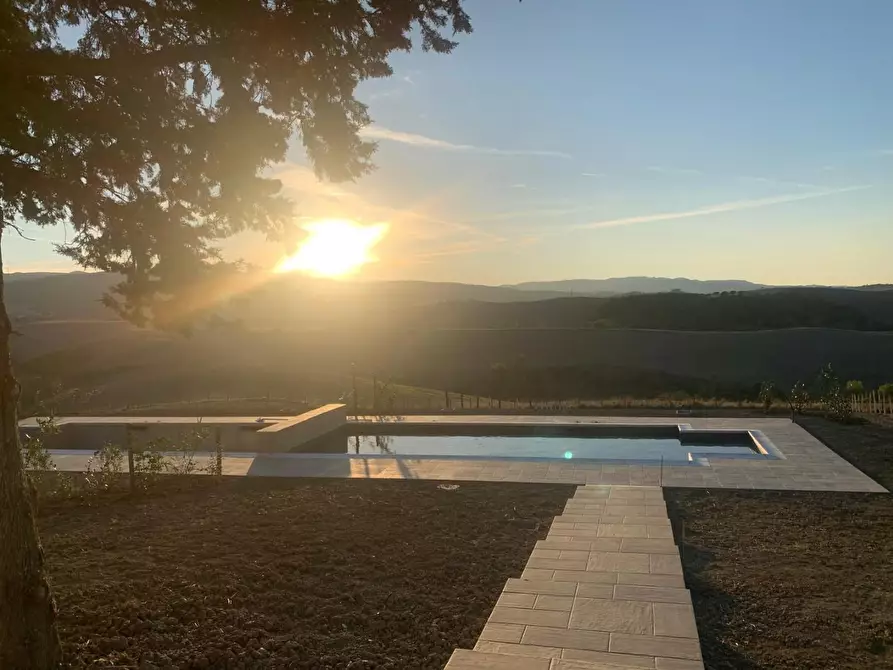 Immagine 3 di Villa in vendita  a Lajatico