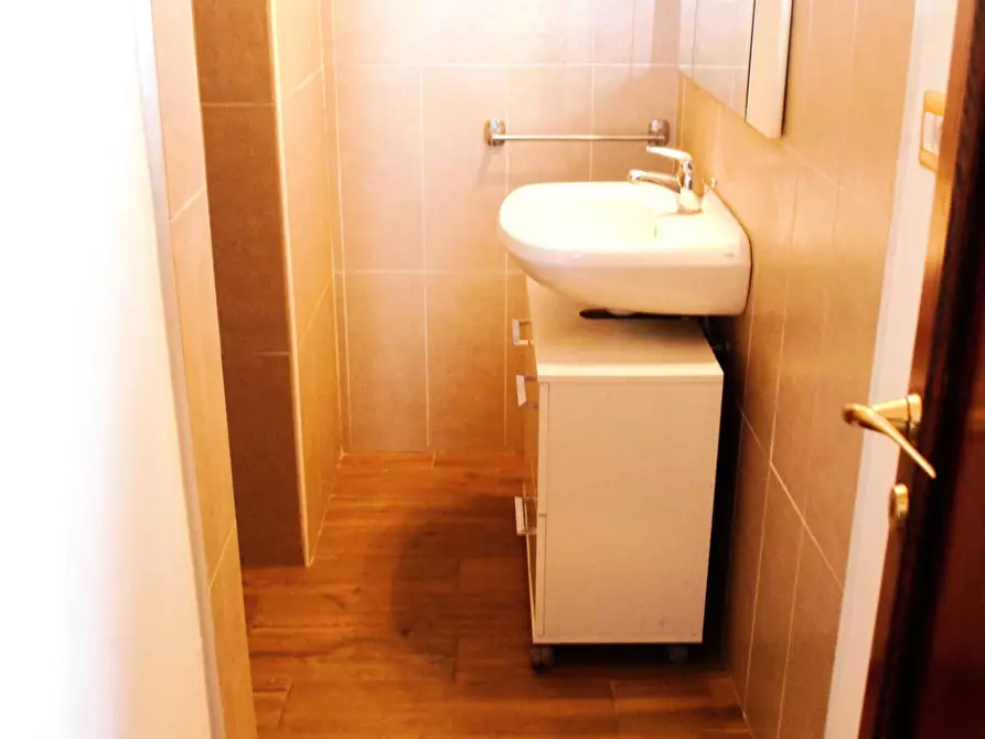 Immagine 8 di Appartamento in vendita  a Poggibonsi