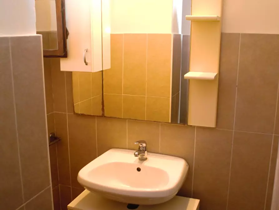 Immagine 9 di Appartamento in vendita  a Poggibonsi