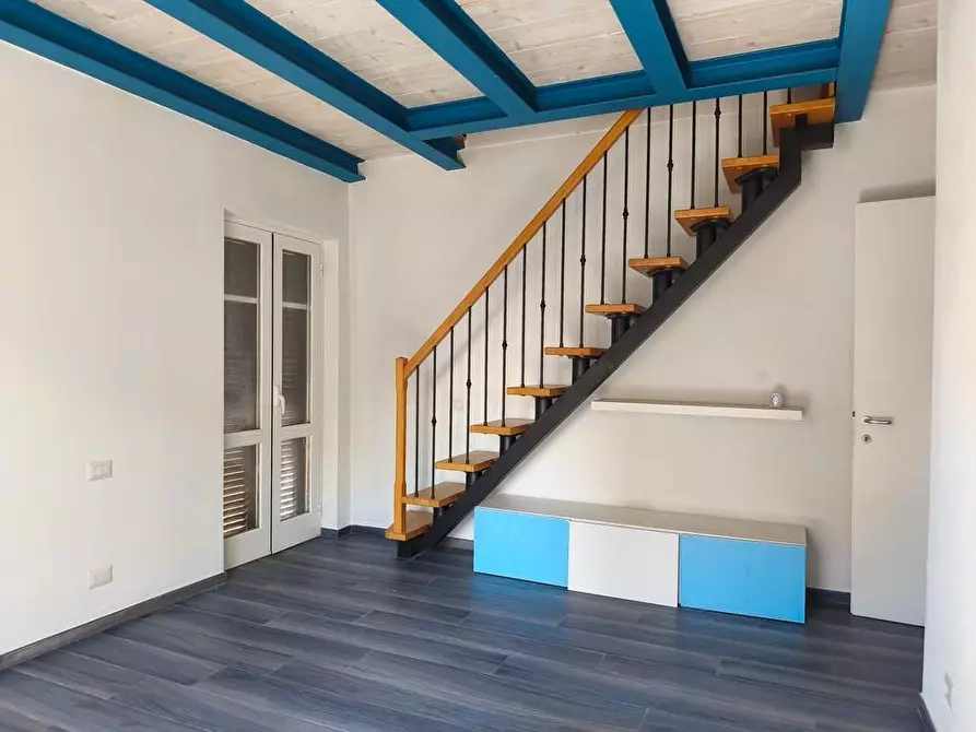 Immagine 25 di Casa semindipendente in vendita  a Carrara