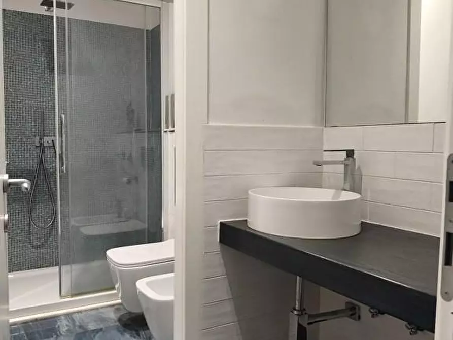 Immagine 31 di Casa semindipendente in vendita  a Carrara