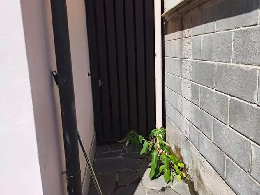 Immagine 37 di Casa semindipendente in vendita  a Carrara