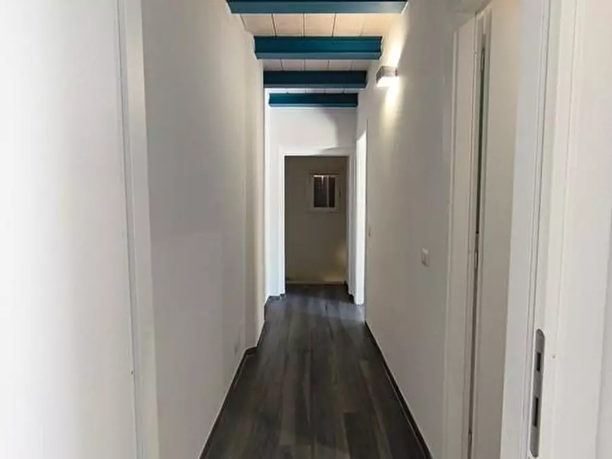 Immagine 18 di Casa semindipendente in vendita  a Carrara