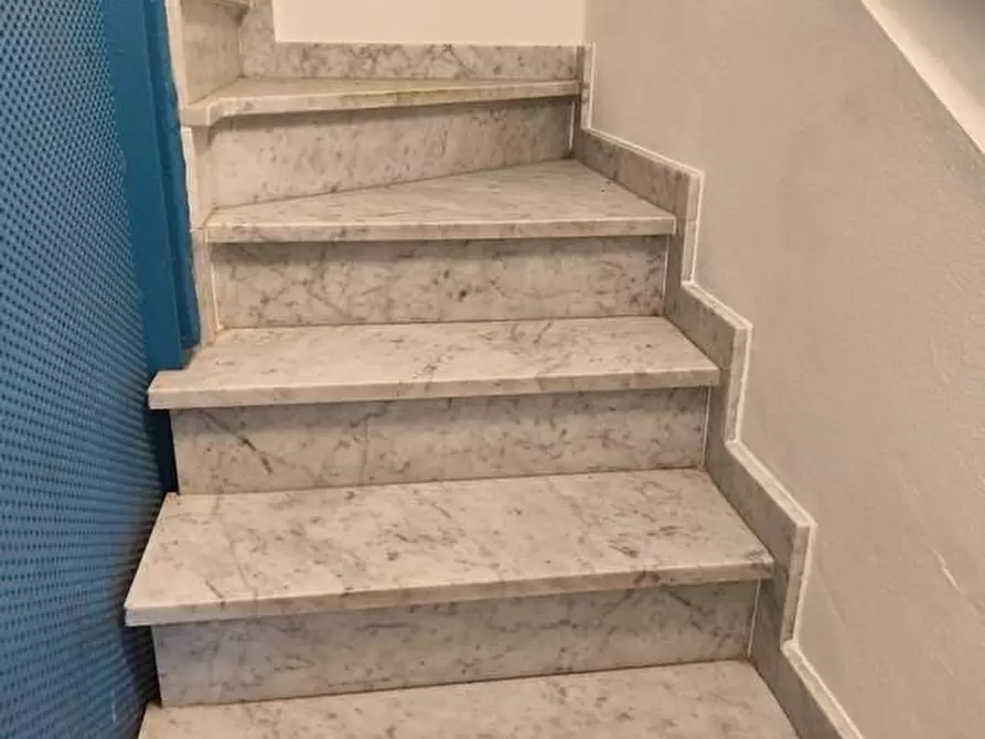 Immagine 11 di Casa semindipendente in vendita  a Carrara