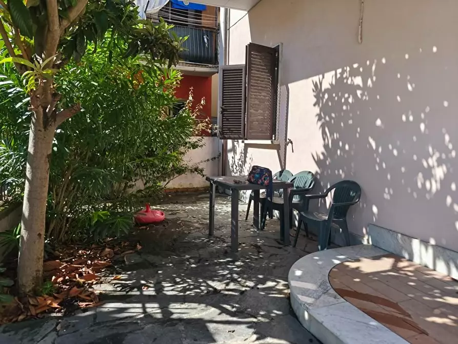 Immagine 4 di Casa semindipendente in vendita  a Carrara