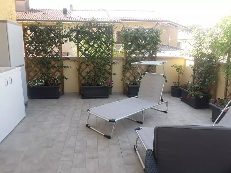 Immagine 8 di Appartamento in affitto  a Pietrasanta