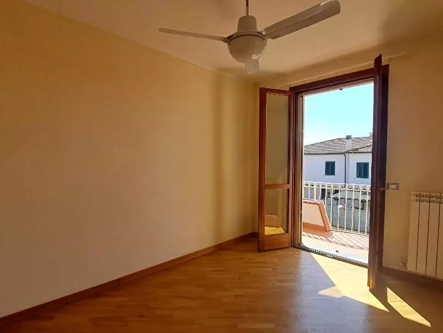 Immagine 23 di Villa in vendita  a San Giuliano Terme