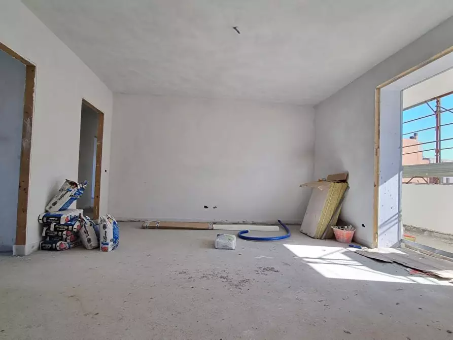 Immagine 16 di Appartamento in vendita  a Collesalvetti