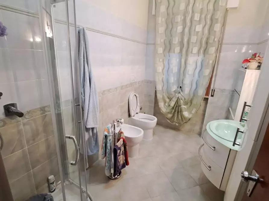 Immagine 12 di Appartamento in vendita  a Rosignano Marittimo